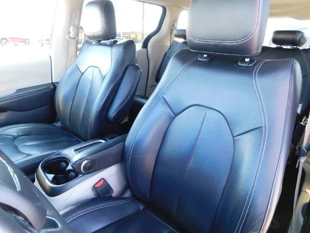 2022 Chrysler Pacifica - $15,990