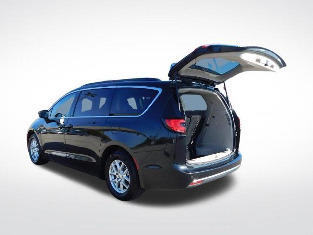 2022 Chrysler Pacifica - $15,990