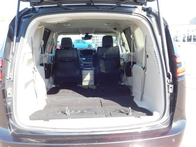 2022 Chrysler Pacifica - $15,990