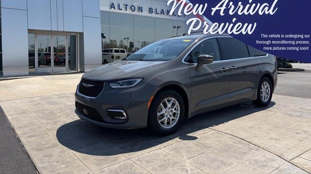 Preowned 2022 Chrysler Pacifica Touring L for Sale