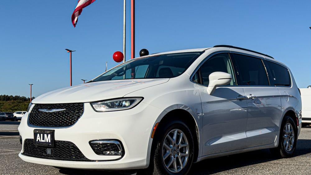 2022 Chrysler Pacifica Touring L