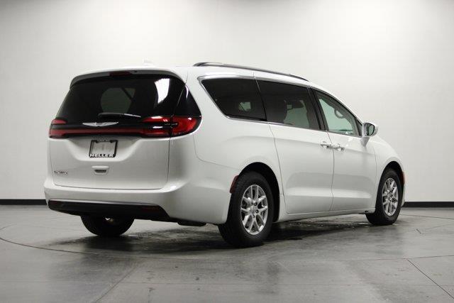 2022 Chrysler Pacifica - $19,962