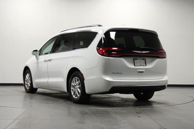 2022 Chrysler Pacifica - $19,962