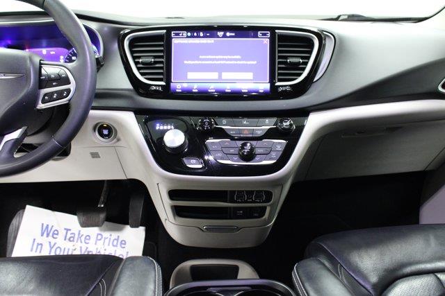 2022 Chrysler Pacifica - $19,962
