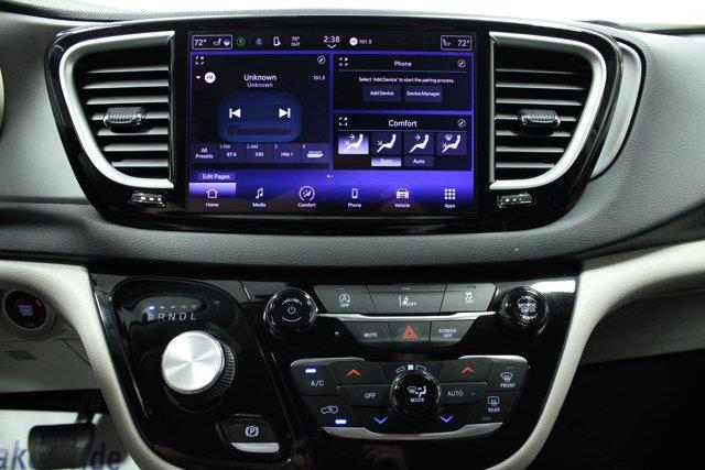 2022 Chrysler Pacifica - $19,962