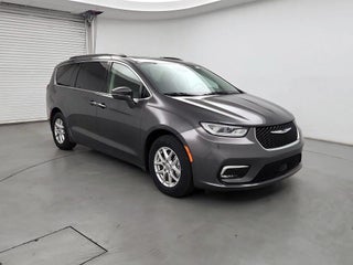 2022 Chrysler Pacifica with Granite Crystal Metallic Clearcoat Exterior