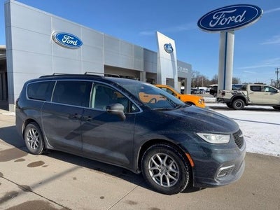 2022 Chrysler Pacifica Touring L 4DR Mini-Van