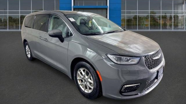 Preowned 2023 Chrysler Pacifica Touring L for Sale