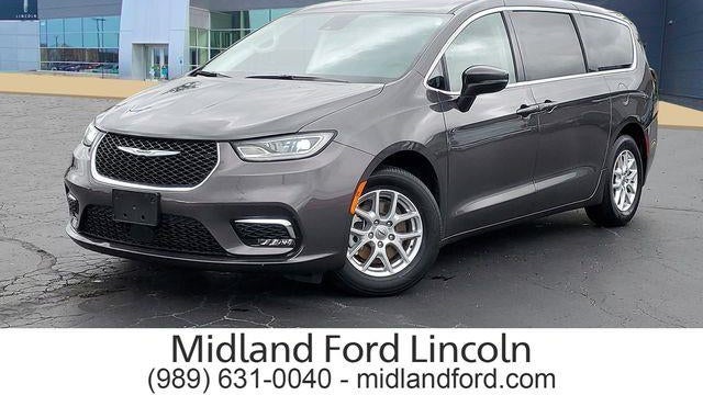 Preowned 2023 Chrysler Pacifica Touring L for Sale