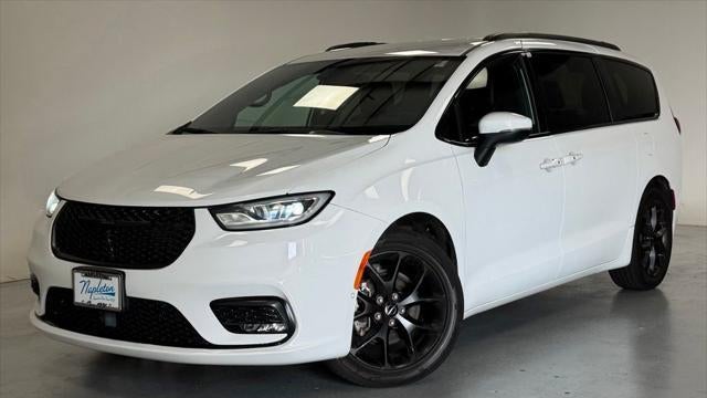 Preowned 2023 Chrysler Pacifica Touring L for Sale