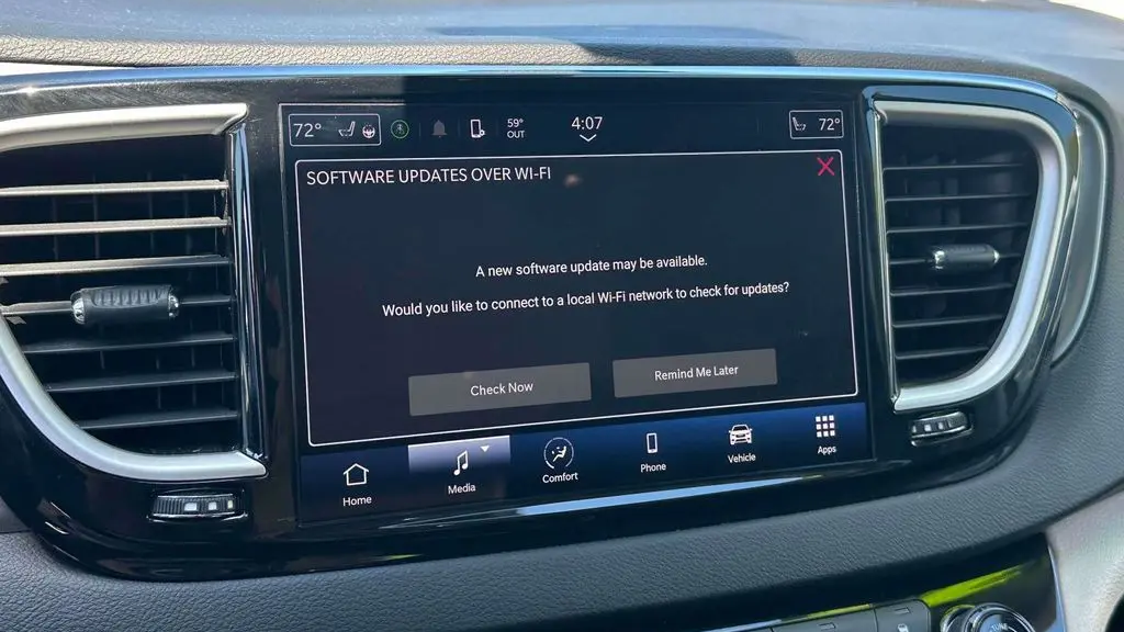 2023 Chrysler Pacifica Touring L
