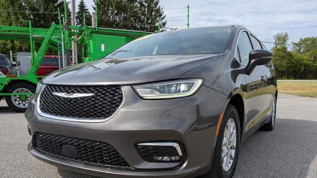 Preowned 2023 Chrysler Pacifica Touring L for Sale