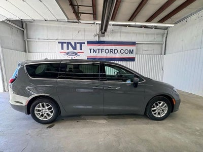 Photo of a 2023 Chrysler Pacifica Touring L 4DR Mini-Van for sale