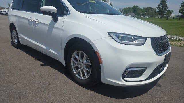 Preowned 2023 Chrysler Pacifica Touring L for Sale