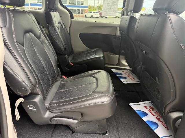 2023 Chrysler Pacifica - $24,495
