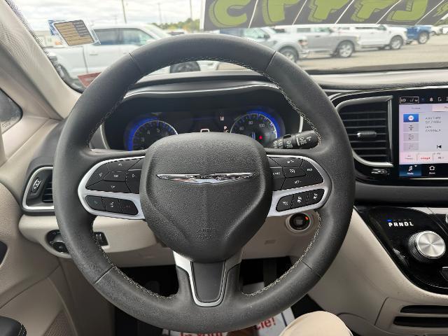 2023 Chrysler Pacifica - $24,495