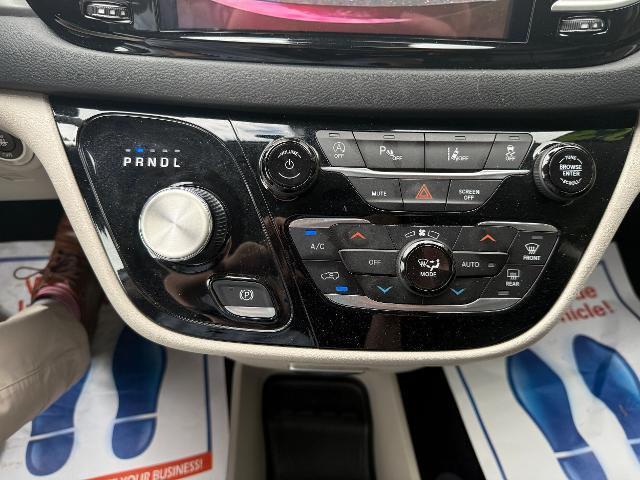 2023 Chrysler Pacifica - $24,495