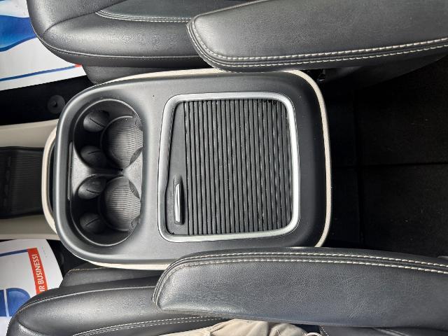 2023 Chrysler Pacifica - $24,495