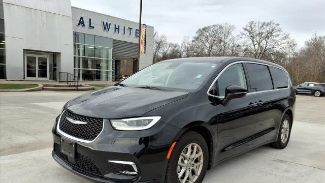 Preowned 2023 Chrysler Pacifica Touring L for Sale