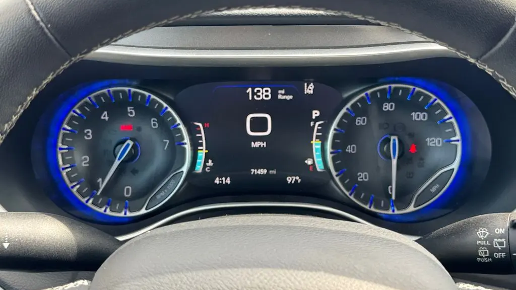 2023 Chrysler Pacifica Touring L