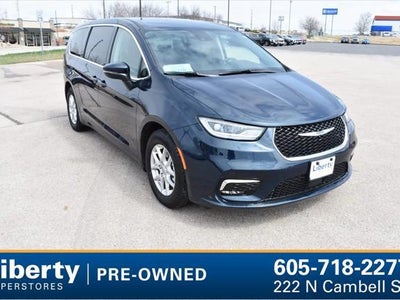 Photo of a 2023 Chrysler Pacifica Touring L 4DR Mini-Van for sale