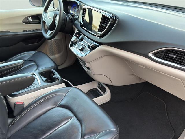 2023 Chrysler Pacifica - $19,219