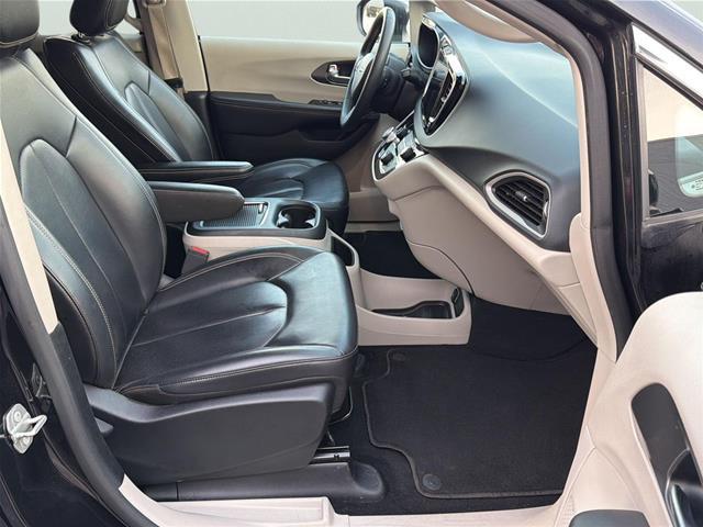 2023 Chrysler Pacifica - $19,219