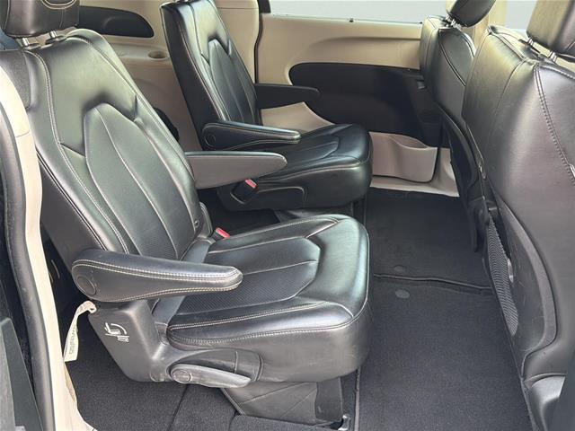 2023 Chrysler Pacifica - $19,219
