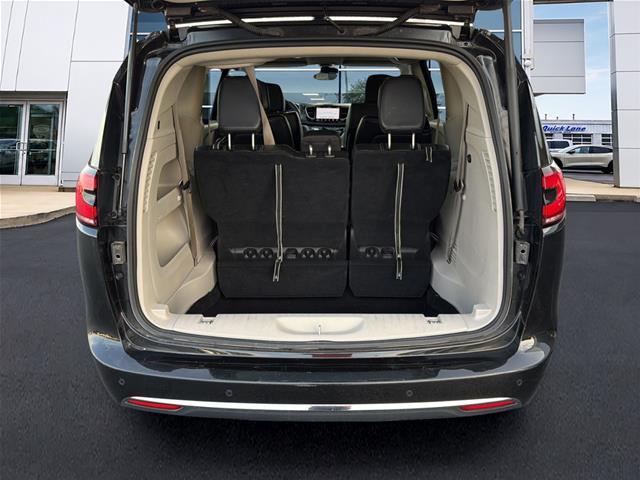 2023 Chrysler Pacifica - $19,219
