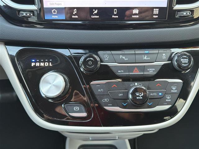 2023 Chrysler Pacifica - $19,219