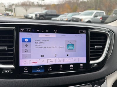 2024 Chrysler Pacifica Touring L 4DR Mini-Van