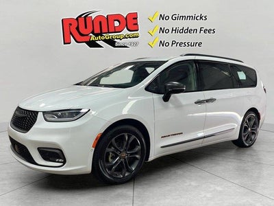 2024 Chrysler Pacifica Touring L 4DR Mini-Van