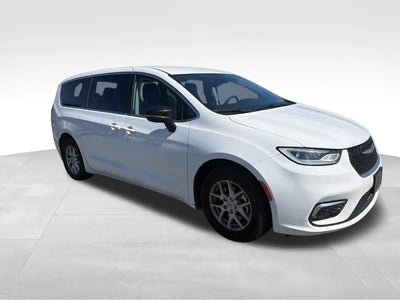 Photo of a 2024 Chrysler Pacifica Touring L 4DR Mini-Van for sale