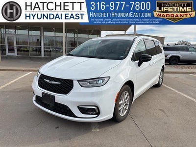 Photo of a 2024 Chrysler Pacifica Touring L 4DR Mini-Van for sale