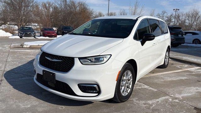 Preowned 2024 Chrysler Pacifica Touring L for Sale