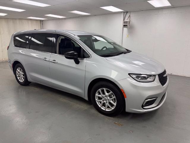 2024 Chrysler Pacifica - $20,986