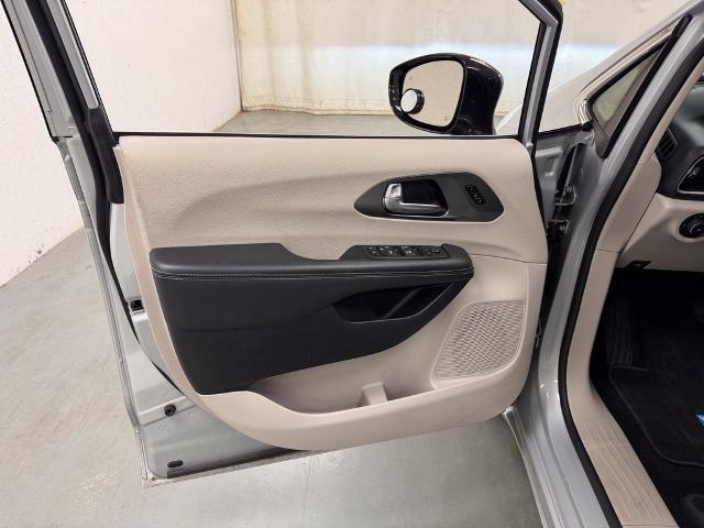 2024 Chrysler Pacifica - $20,986