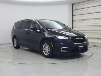 Photo of a 2024 Chrysler Pacifica Touring L 4DR Mini-Van for sale