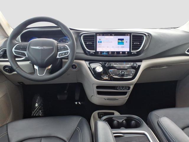 2024 Chrysler Pacifica - $28,277