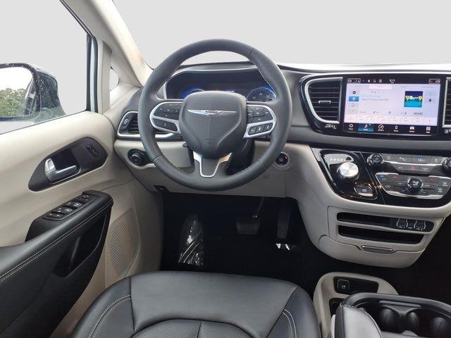 2024 Chrysler Pacifica - $28,277