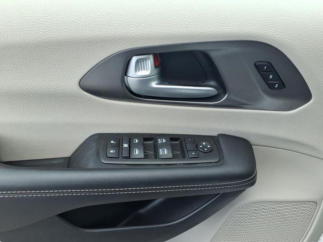 2024 Chrysler Pacifica - $28,277