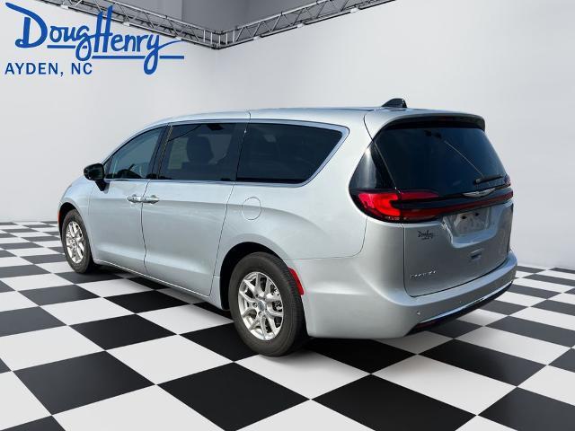 2024 Chrysler Pacifica - $23,995