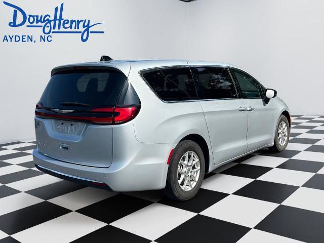 2024 Chrysler Pacifica - $23,995