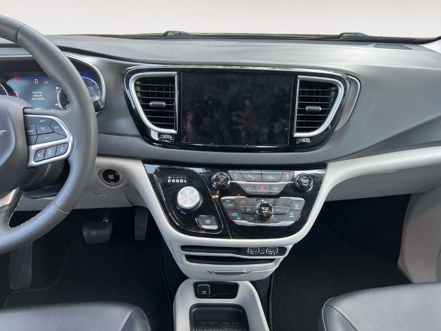 2024 Chrysler Pacifica - $23,995