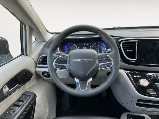 2024 Chrysler Pacifica - $23,995