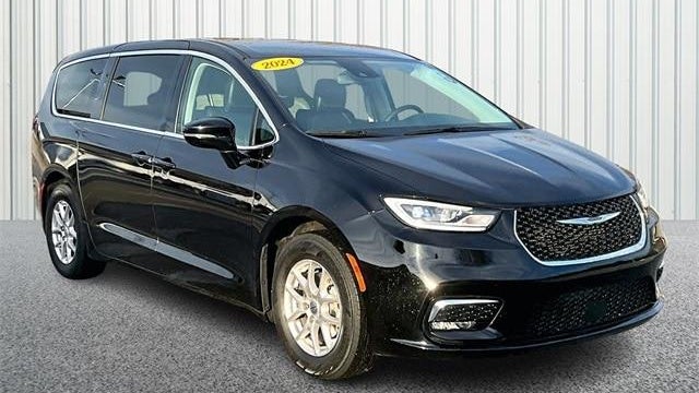 Preowned 2024 Chrysler Pacifica Touring L for Sale