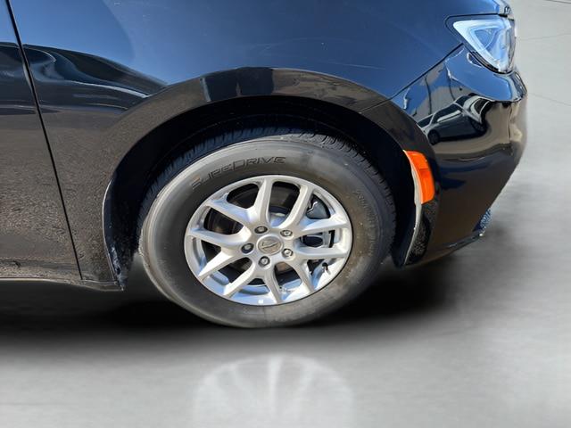 2024 Chrysler Pacifica - $25,495