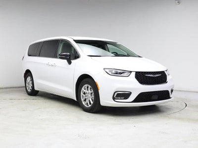 Photo of a 2024 Chrysler Pacifica Touring L 4DR Mini-Van for sale