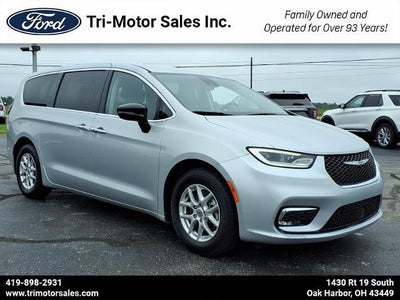 2024 Chrysler Pacifica Touring L 4DR Mini-Van