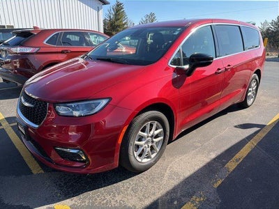 Photo of a 2024 Chrysler Pacifica Touring L 4DR Mini-Van for sale